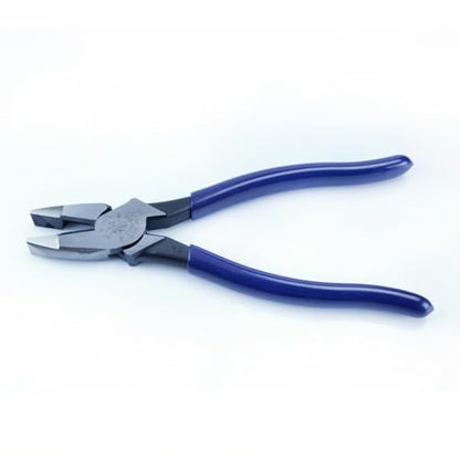 Klein Tools 80020 Plier Set, Made in USA, Lineman's Pliers, Diagonal Cutters, and Needle Nose, Induction Hardened Knives, 3-Piece